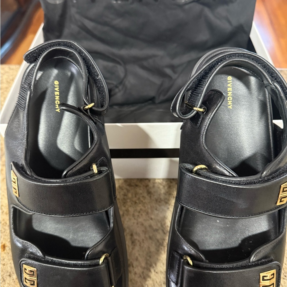 Givenchy Women’s Black Sandals - Picture 3 of 8
